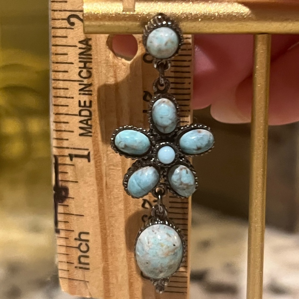 Turquoise flower dangle 3 tier earrings stud backing hangs 2” 0.75” wide jewelry - Picture 5 of 10